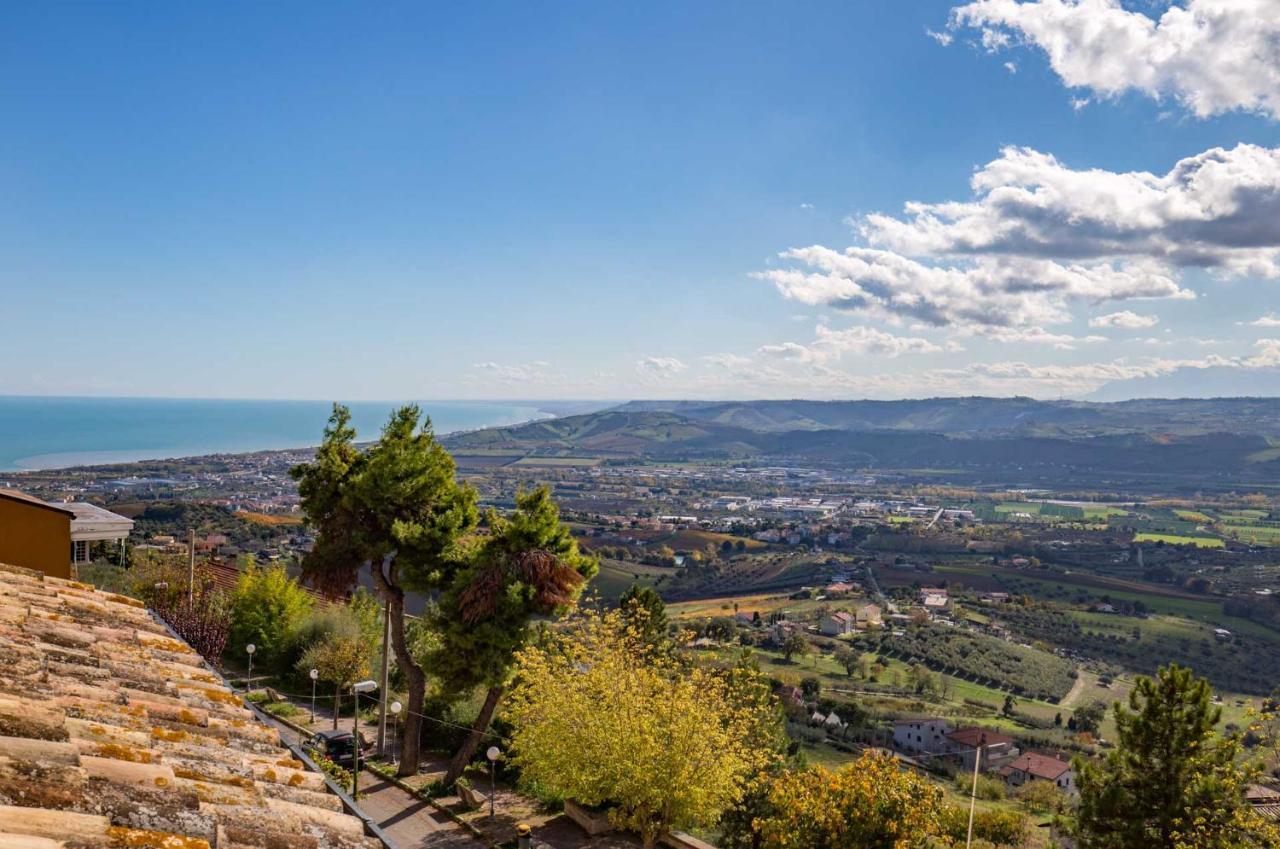 Montepagano 1137 Otel Dış mekan fotoğraf